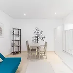 118 B - Lisbon Liberty Avenue Apartment